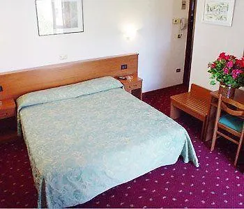 Al Piccolo Hotel 2*