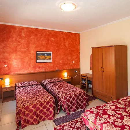 Al Piccolo Hotel 2*